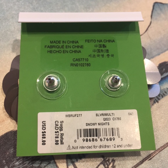 KATE SPADE: snowy nights silver flower earrings - Picture 4 of 4